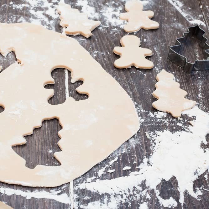 Cookie cutter for DIY dough ornaments