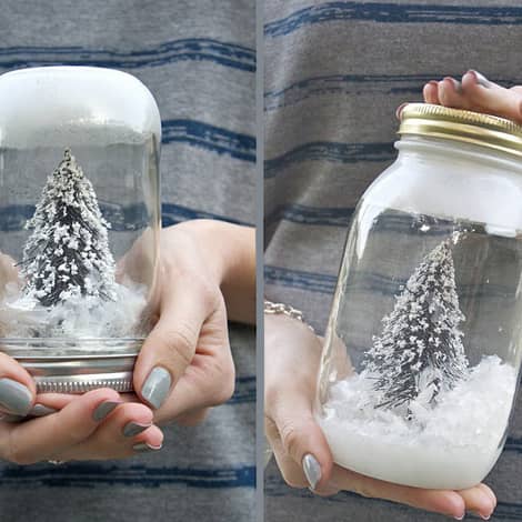 DIY Christmas Mason Jar Snow Globe