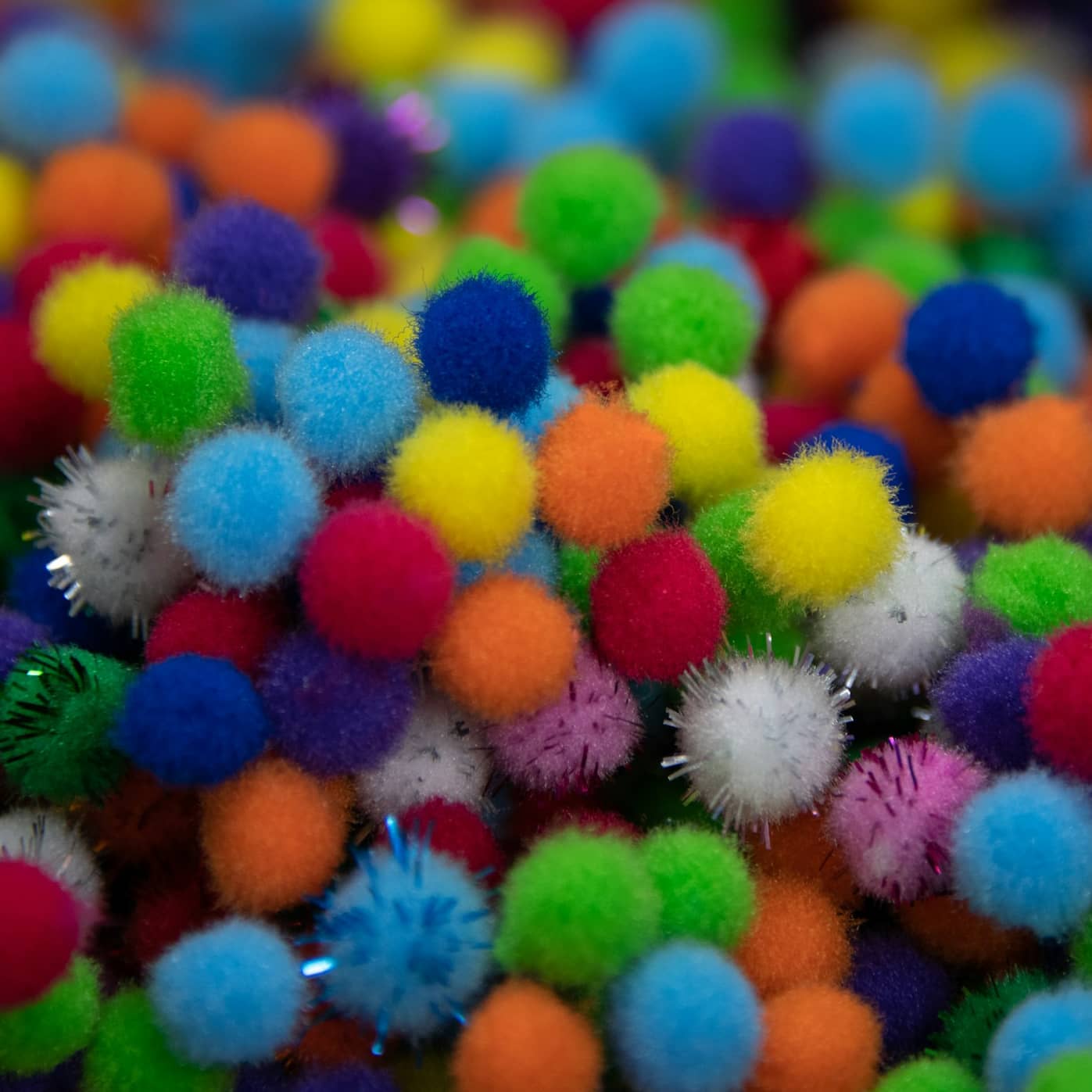 Pom poms